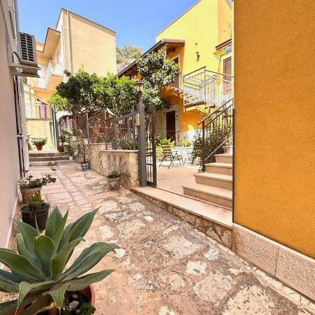 Casa Vacanze S. Marco Valderice Luaran gambar