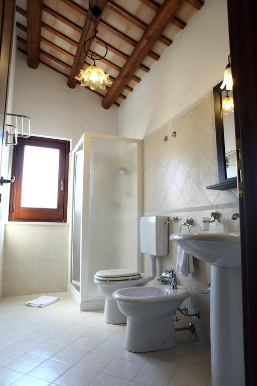 Casa Vacanze S. Marco Valderice Bilik gambar