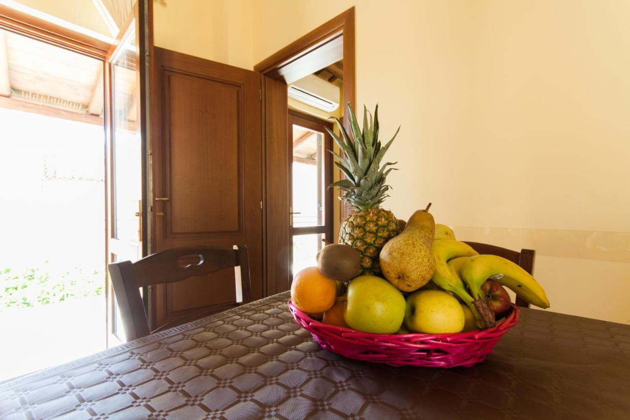 Casa Vacanze S. Marco Valderice Luaran gambar