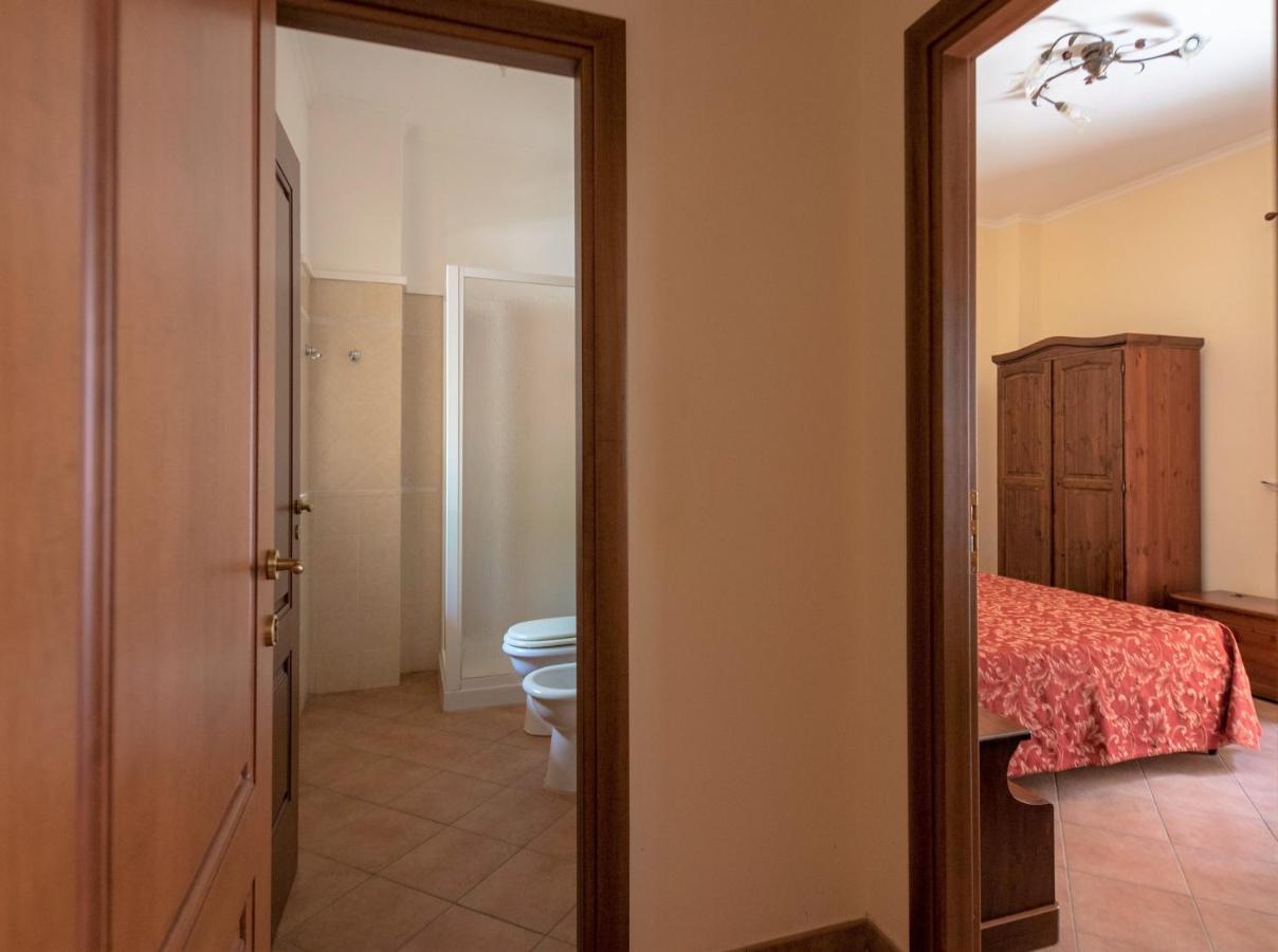 Casa Vacanze S. Marco Valderice Luaran gambar