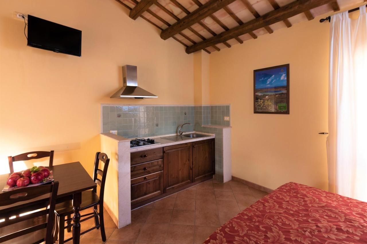 Casa Vacanze S. Marco Valderice Luaran gambar