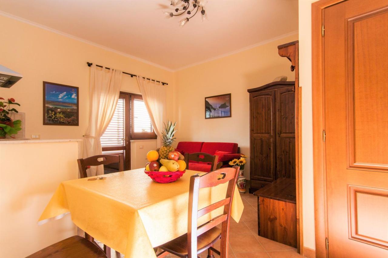 Casa Vacanze S. Marco Valderice Luaran gambar